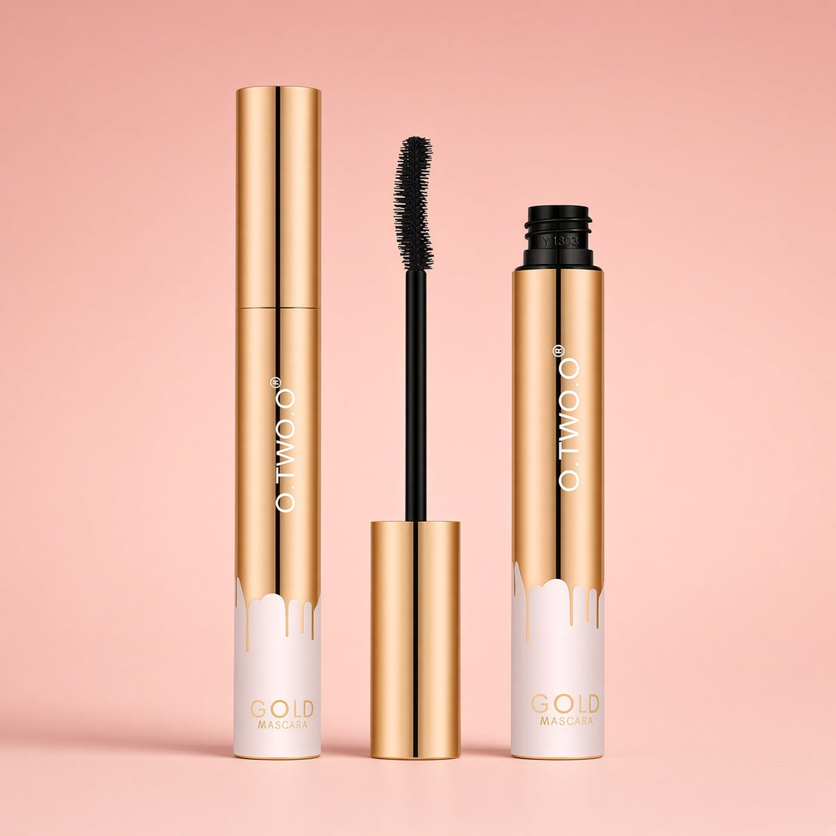 Gold tube mascara with wand